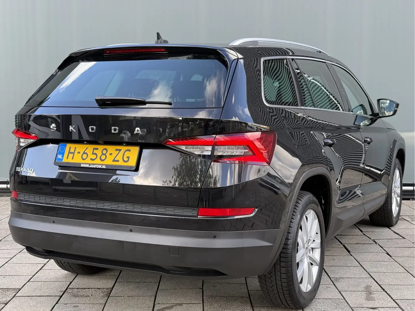 Skoda Kodiaq BWJ 2020 | 1.5TSI 150PK Bus Ed | PANO | SPORTSTOEL Schwarz - 2