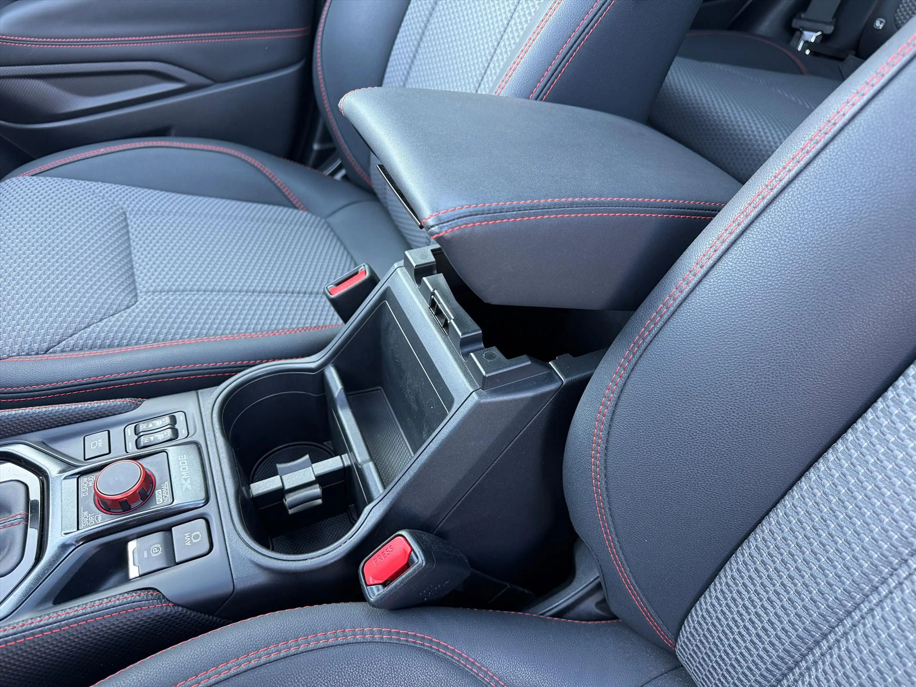 Subaru Forester 2.0i e-BOXER 150pk CVT AWD SPORT | Navi | Trekhaak — photo 39