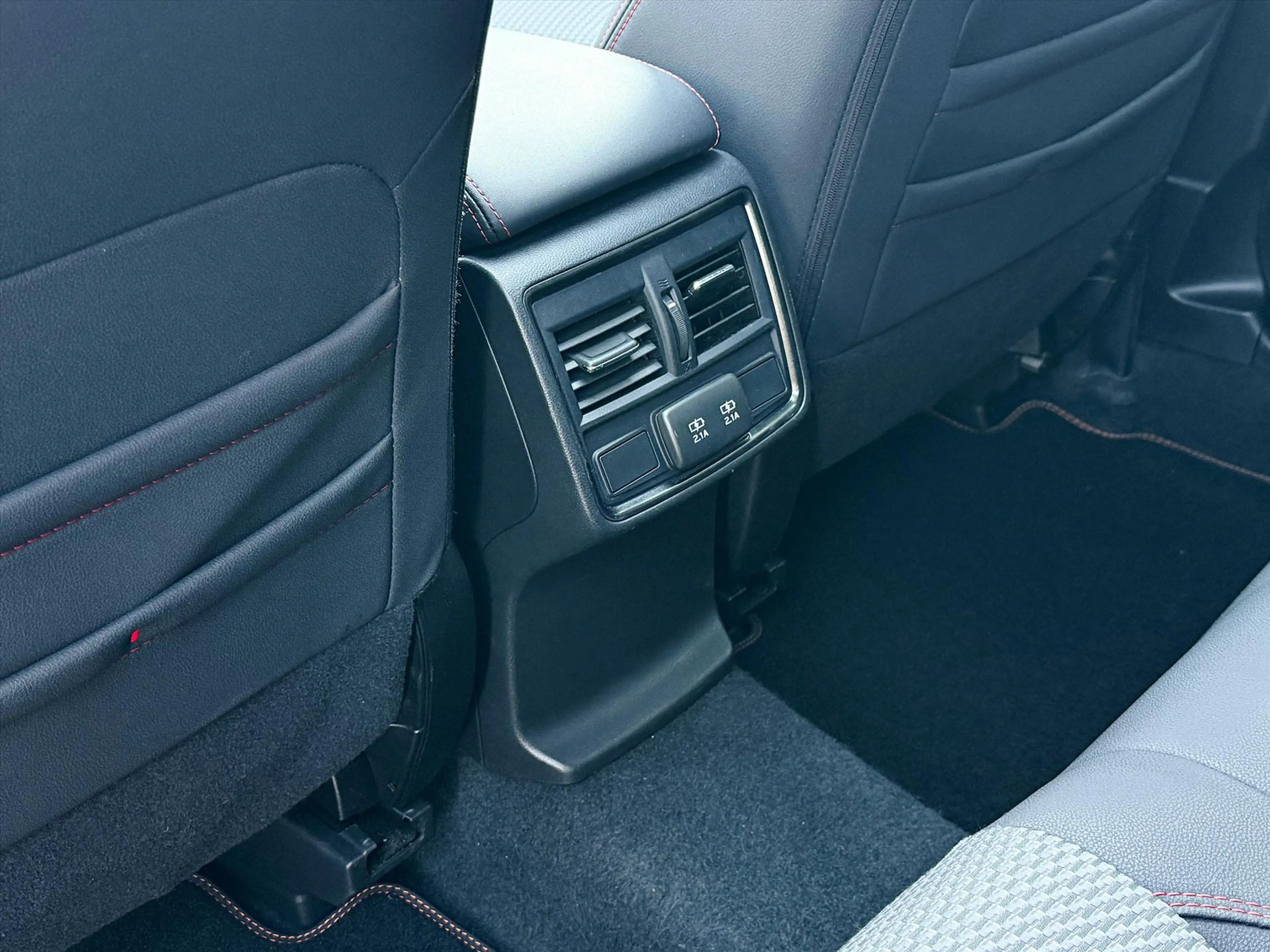 Subaru Forester 2.0i e-BOXER 150pk CVT AWD SPORT | Navi | Trekhaak — photo 41