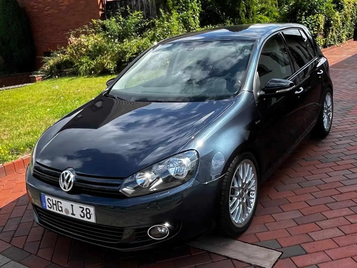 Volkswagen Golf Match Grau - 1