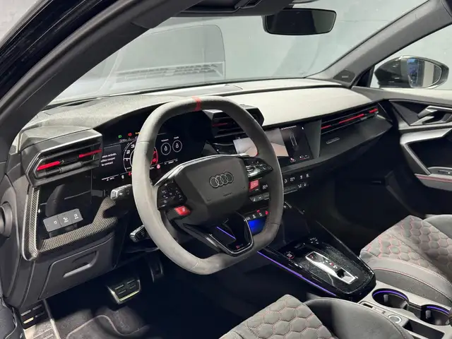 Audi RS3 view 10