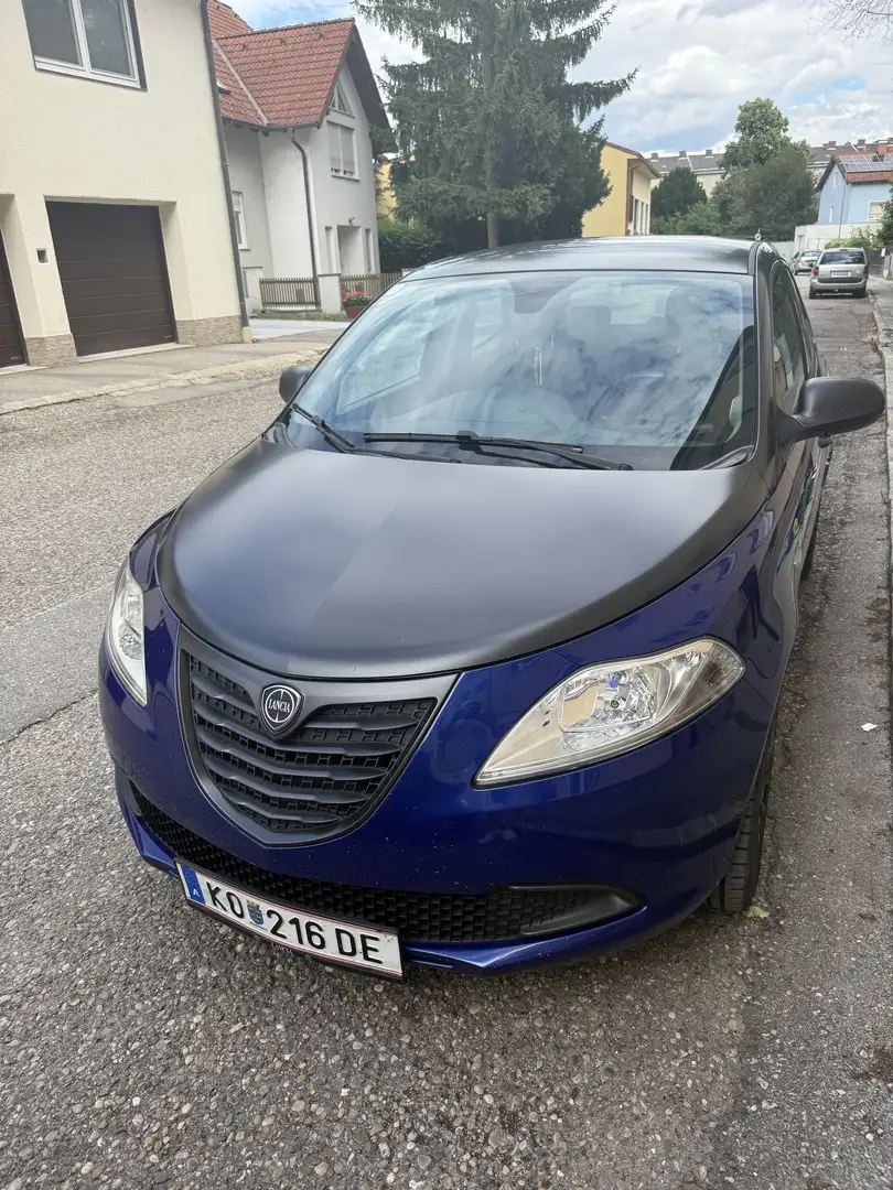 Lancia Ypsilon 1.2 MOMODESIGN - 1