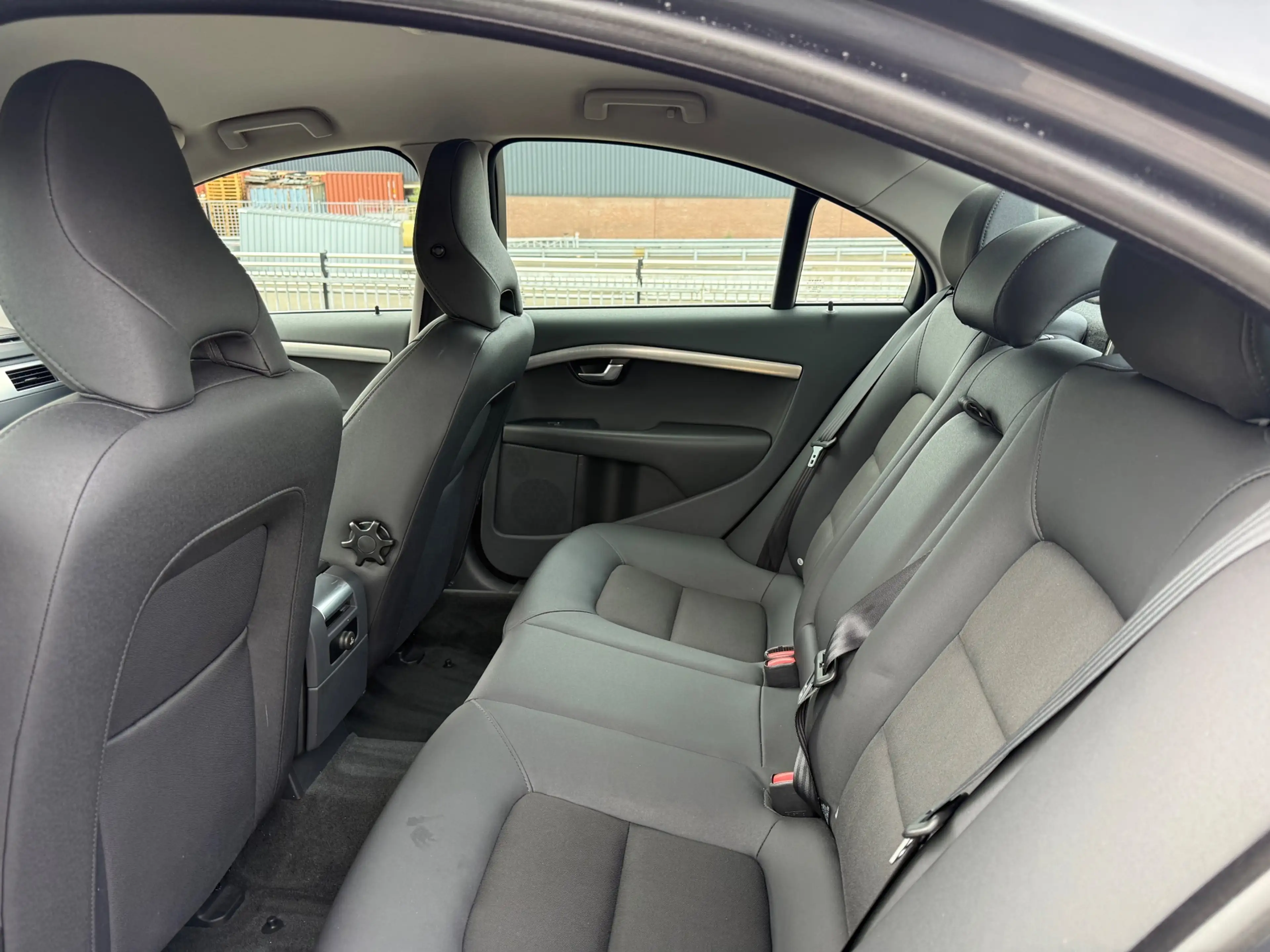 Volvo S80 1.6 T4 Kinetic — photo 8