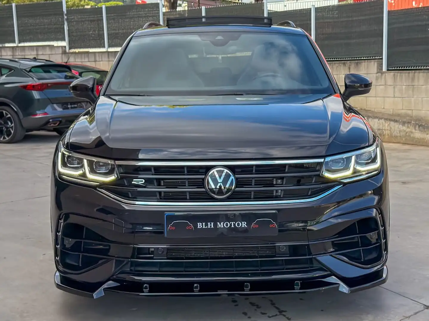Volkswagen Tiguan 2.0 TSI R 4Motion DSG 235kW Negro - 2