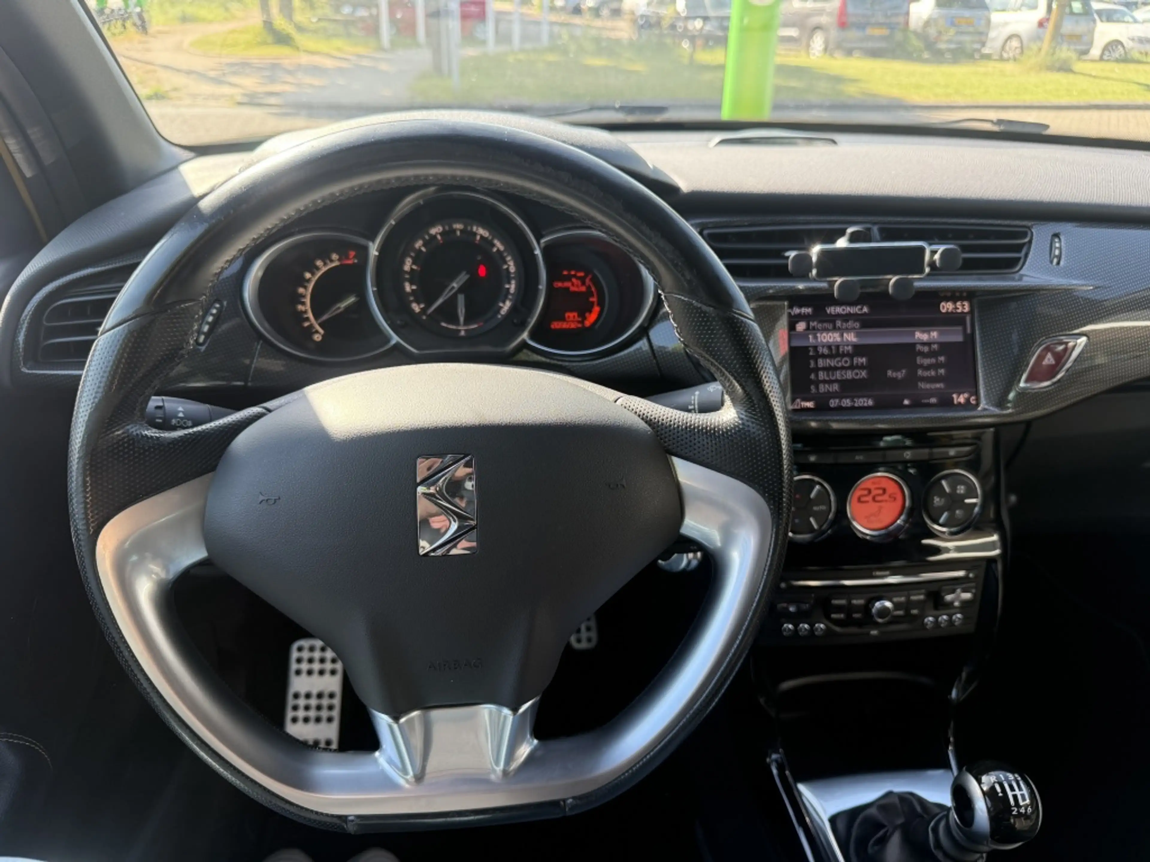 Citroen DS3 1.6 THP Sport Chic airco 6bak navi ccr — photo 11