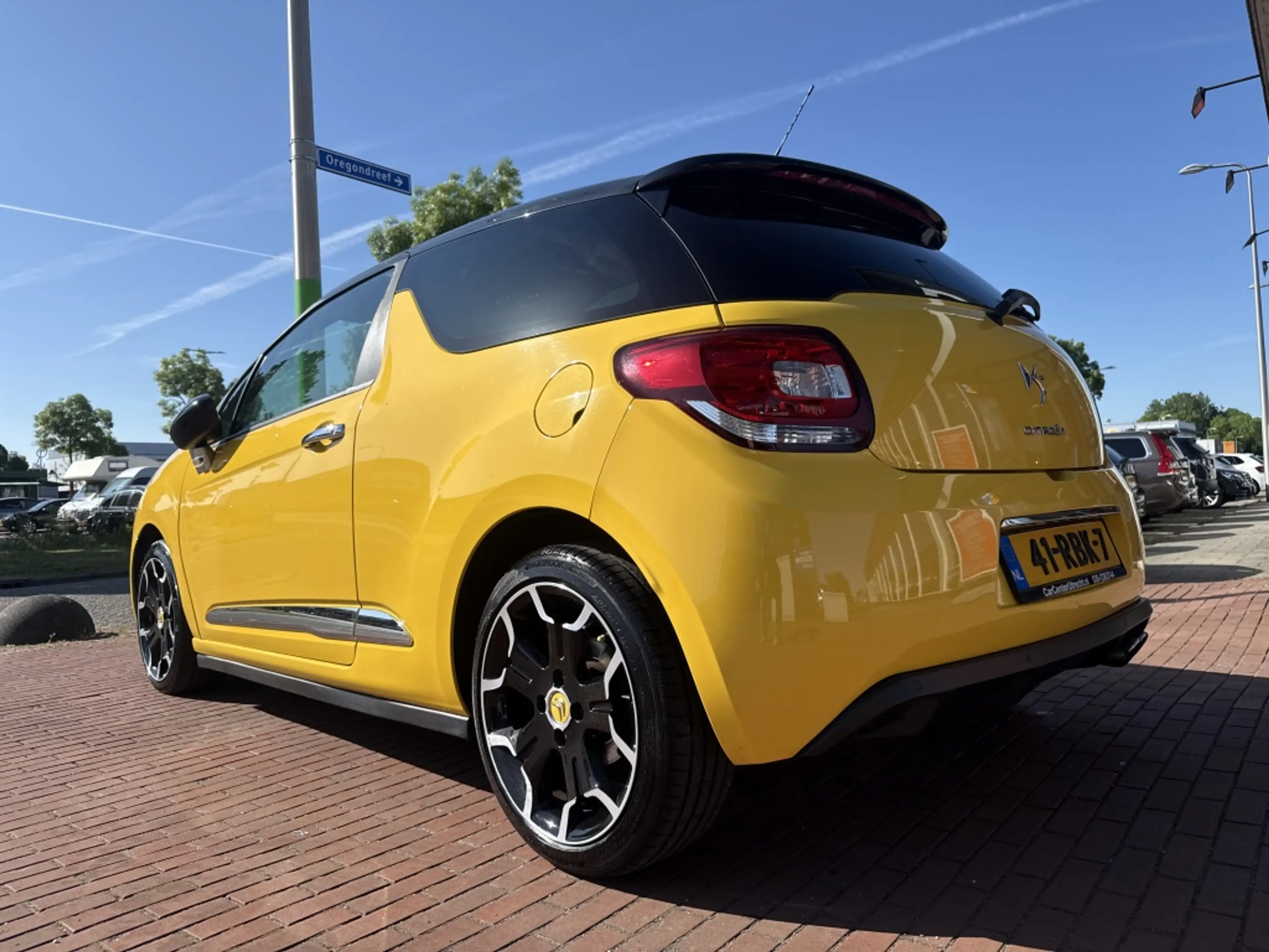 Citroen DS3 1.6 THP Sport Chic airco 6bak navi ccr — photo 3