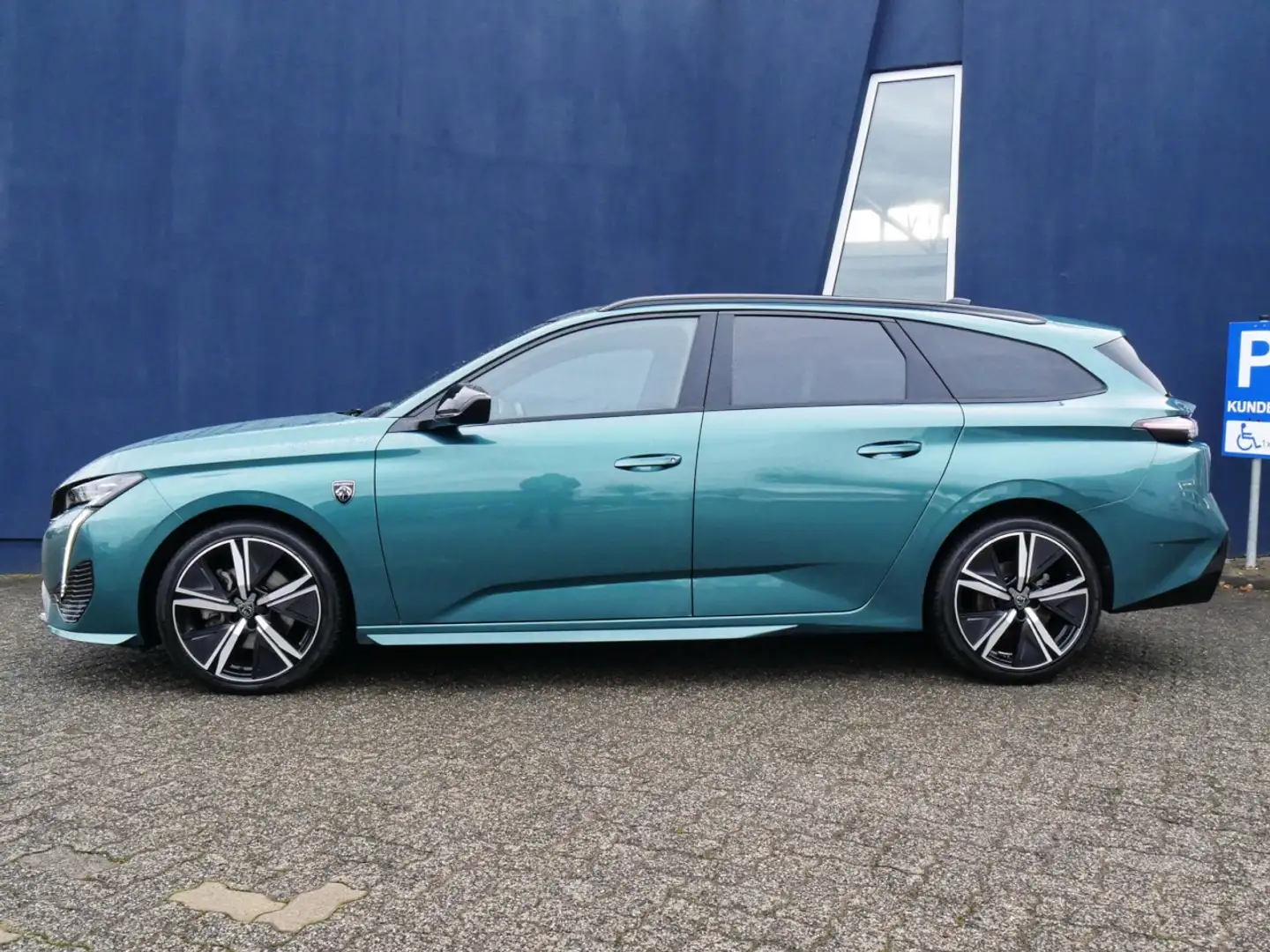 Peugeot 308 SW GT 130 BlueHDi Aut.+Matrix-LED+Panorama Klima Blau - 2