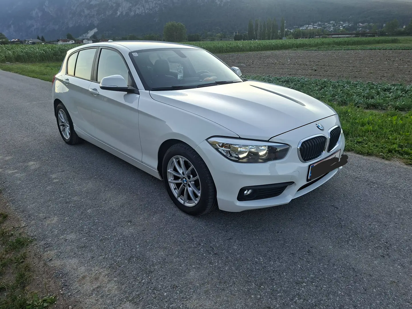 BMW 116 116i Advantage Advantage Weiß - 1