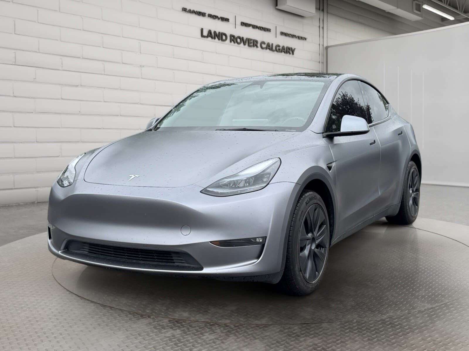 2025 Tesla Model Y CALL OR TEXT 403-255-1994 FOR IMMEDIATE RESPONSE!