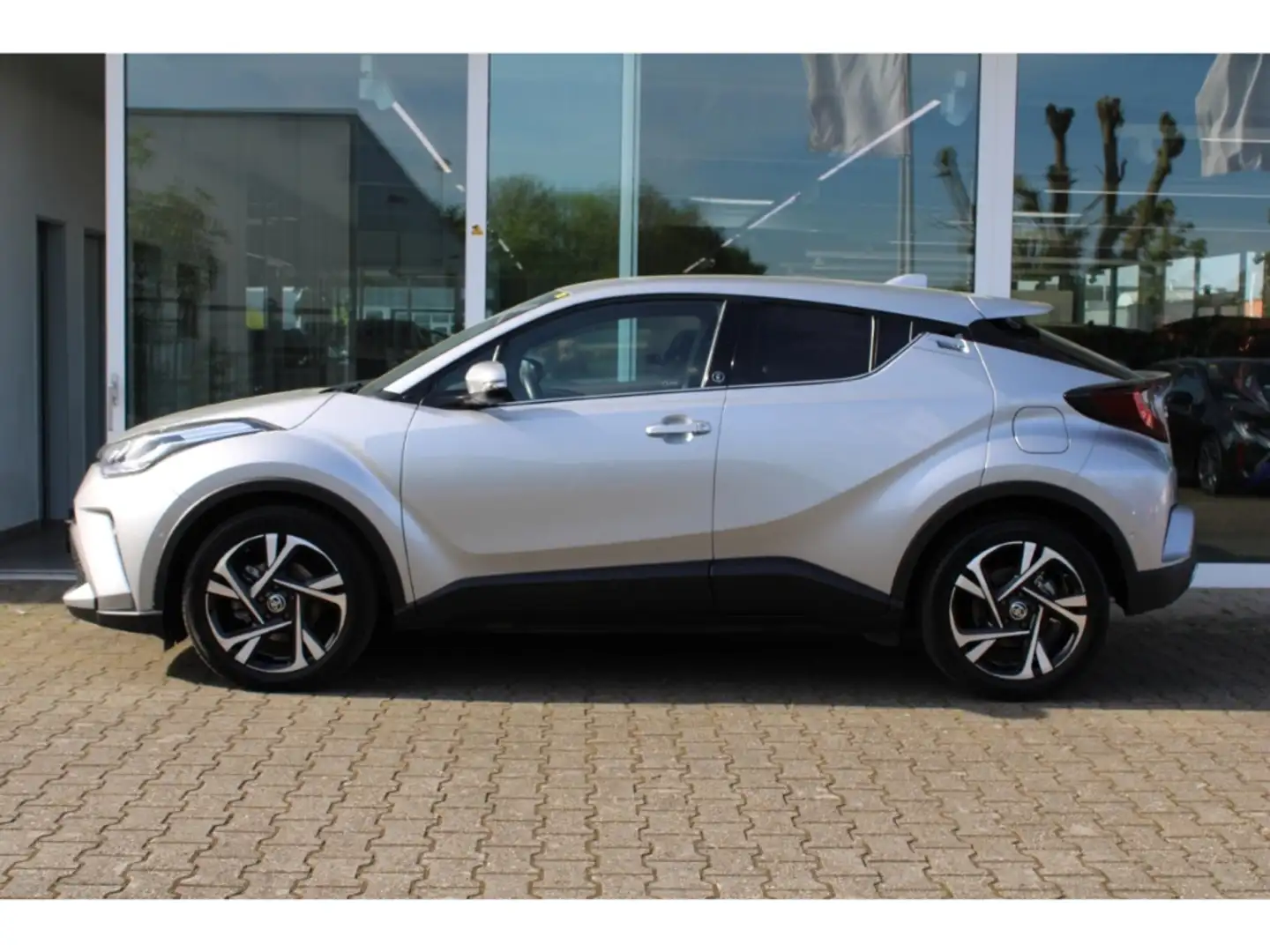 Toyota C-HR Hybrid  Team Deutschland+NAV !! Argent - 2