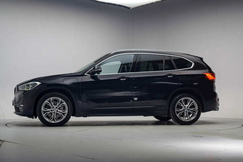 BMW X1 25e High Executive Aut. [ LED Head-up Leder Stoelv — photo 2