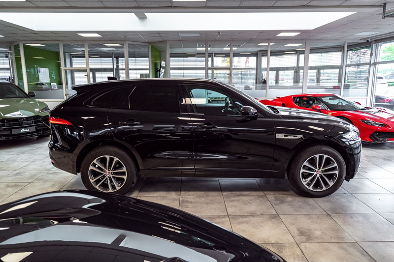Jaguar F-Pace F-PACE R-Sport AWD — photo 8