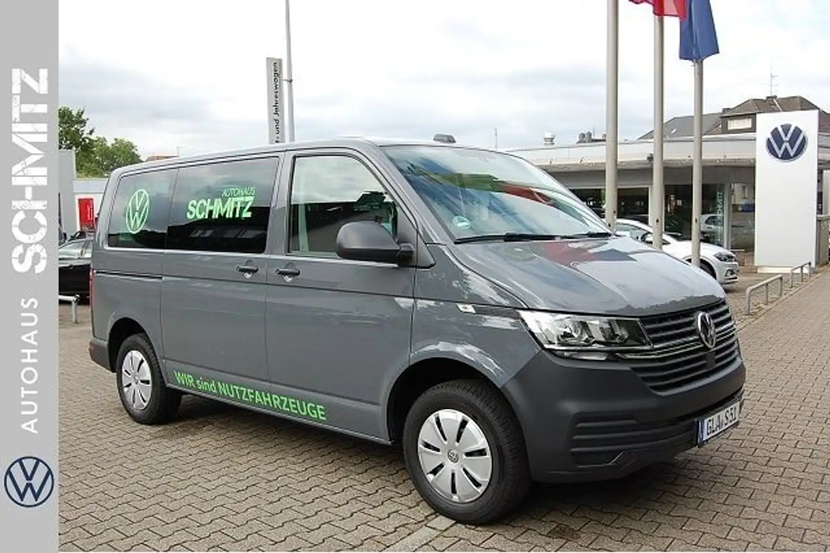Volkswagen T6 Kombi Transporter 6.1 Kombi 9-Sitzer Klima AHK App Grigio - 1
