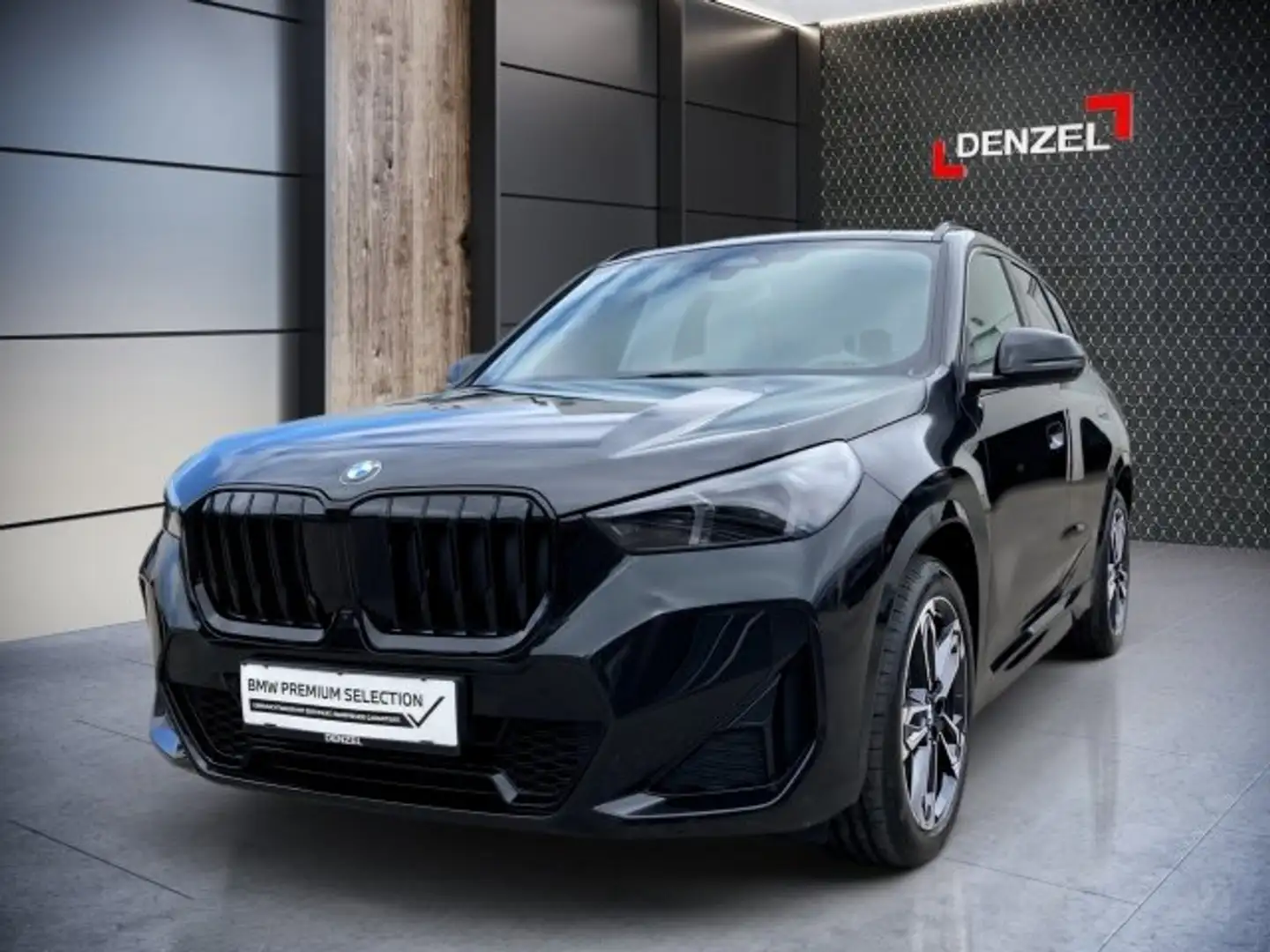 BMW X1 xDrive 20d U11 B47 Schwarz - 2