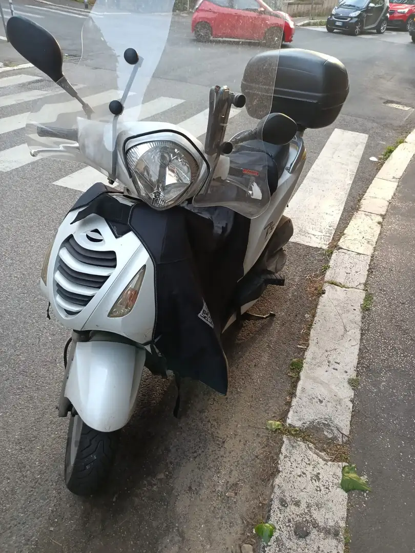 Honda PCX 150 Bianco - 2