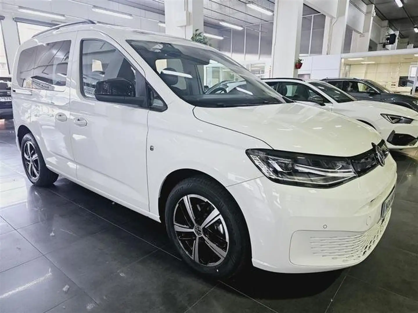 Volkswagen Caddy 2.0TDI Outdoor DSG 90KW Blanco - 2