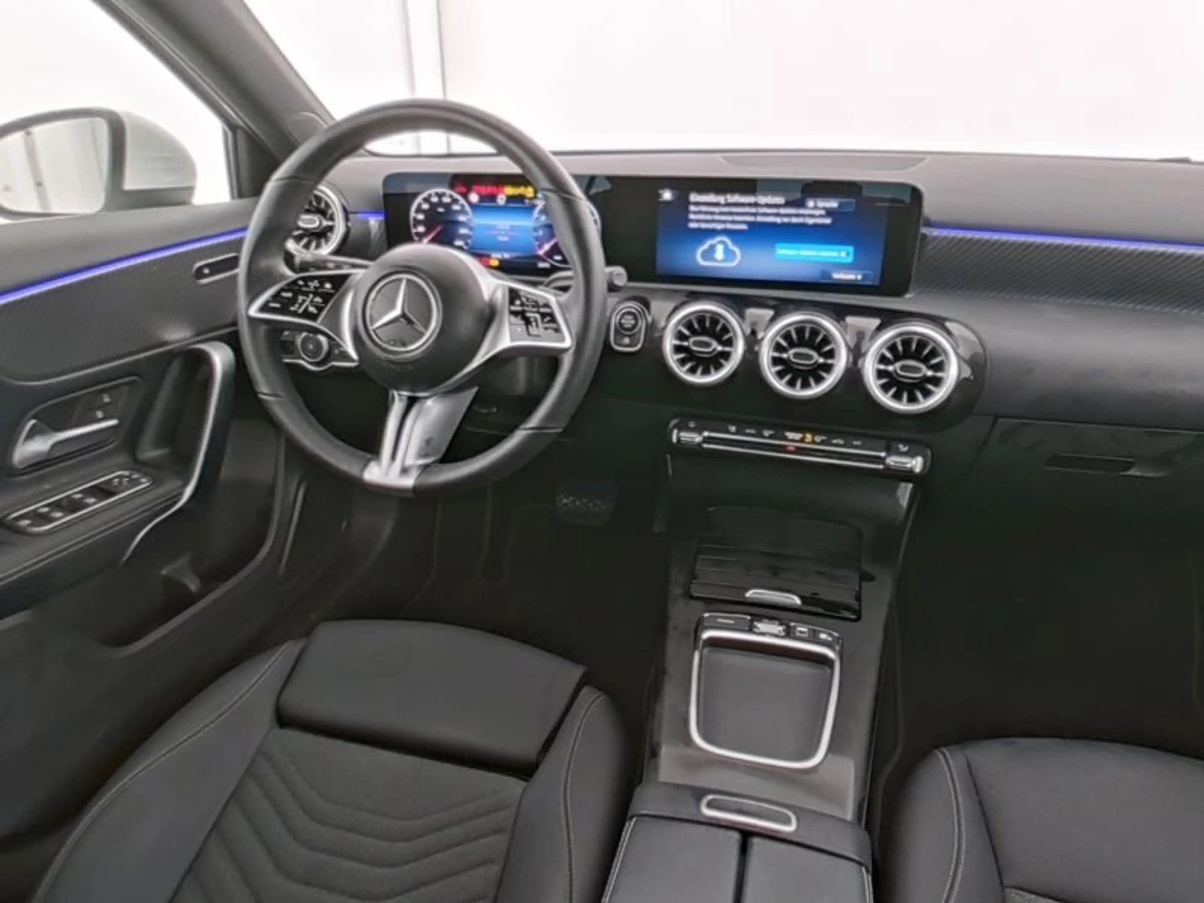 Mercedes-Benz A 200 Progressive MBUX/Ambie/LED/Winter/Tot/Kame — photo 6