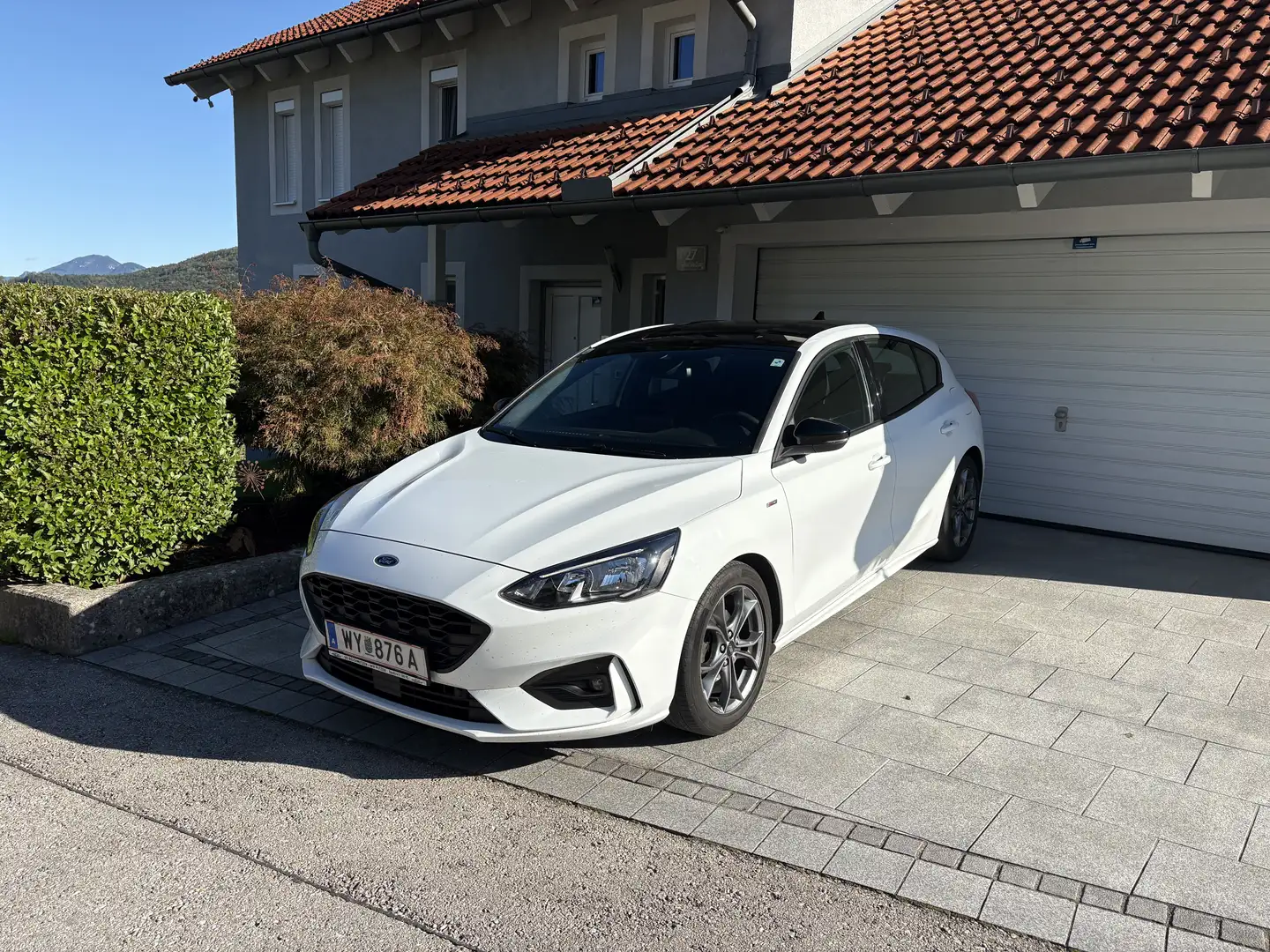 Ford Focus 1,0 EcoBoost ST-Line Business - 1