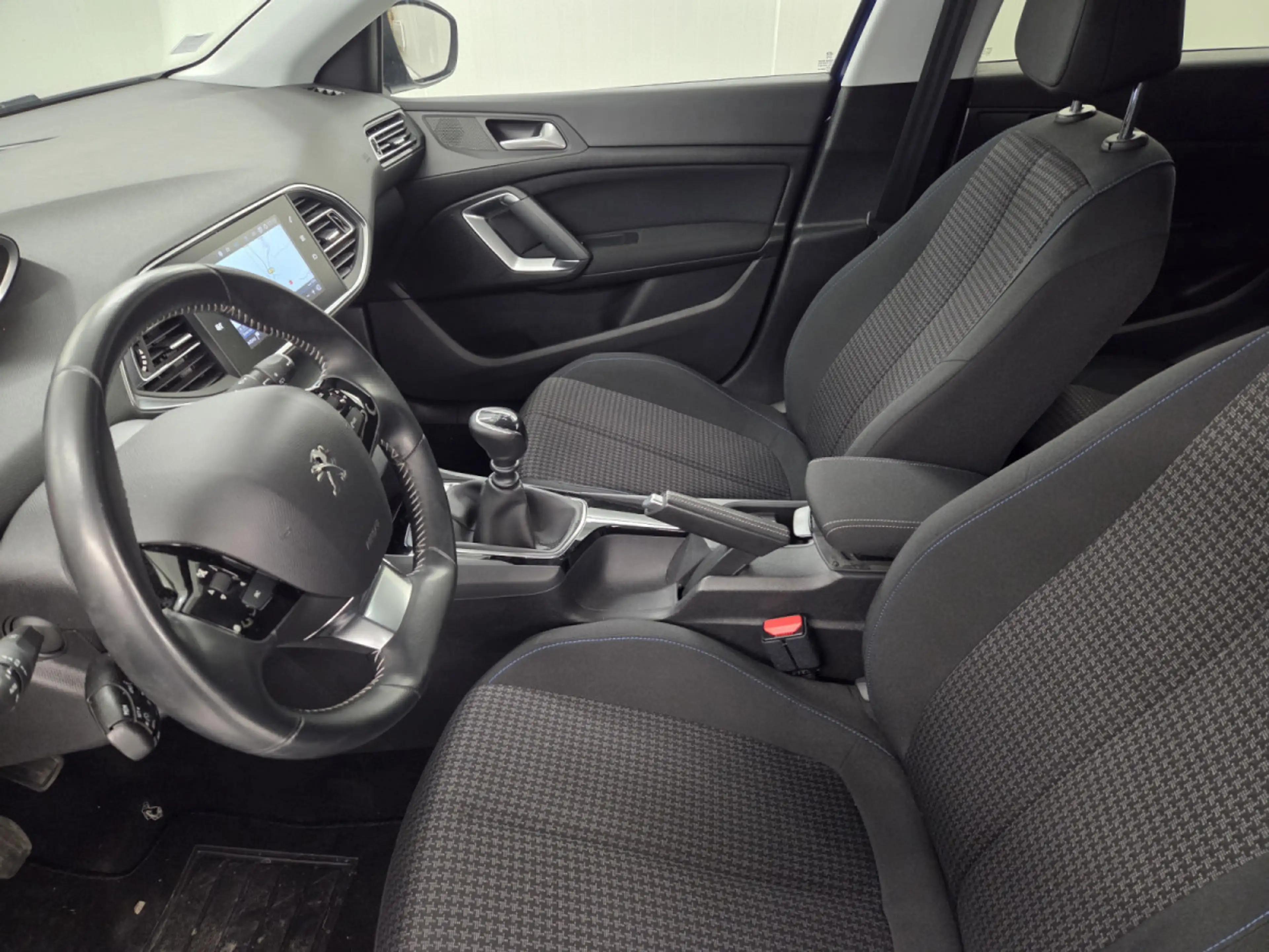 Peugeot 308 1.2  Style Edition 110 CV Garantie 12 Mois — photo 12
