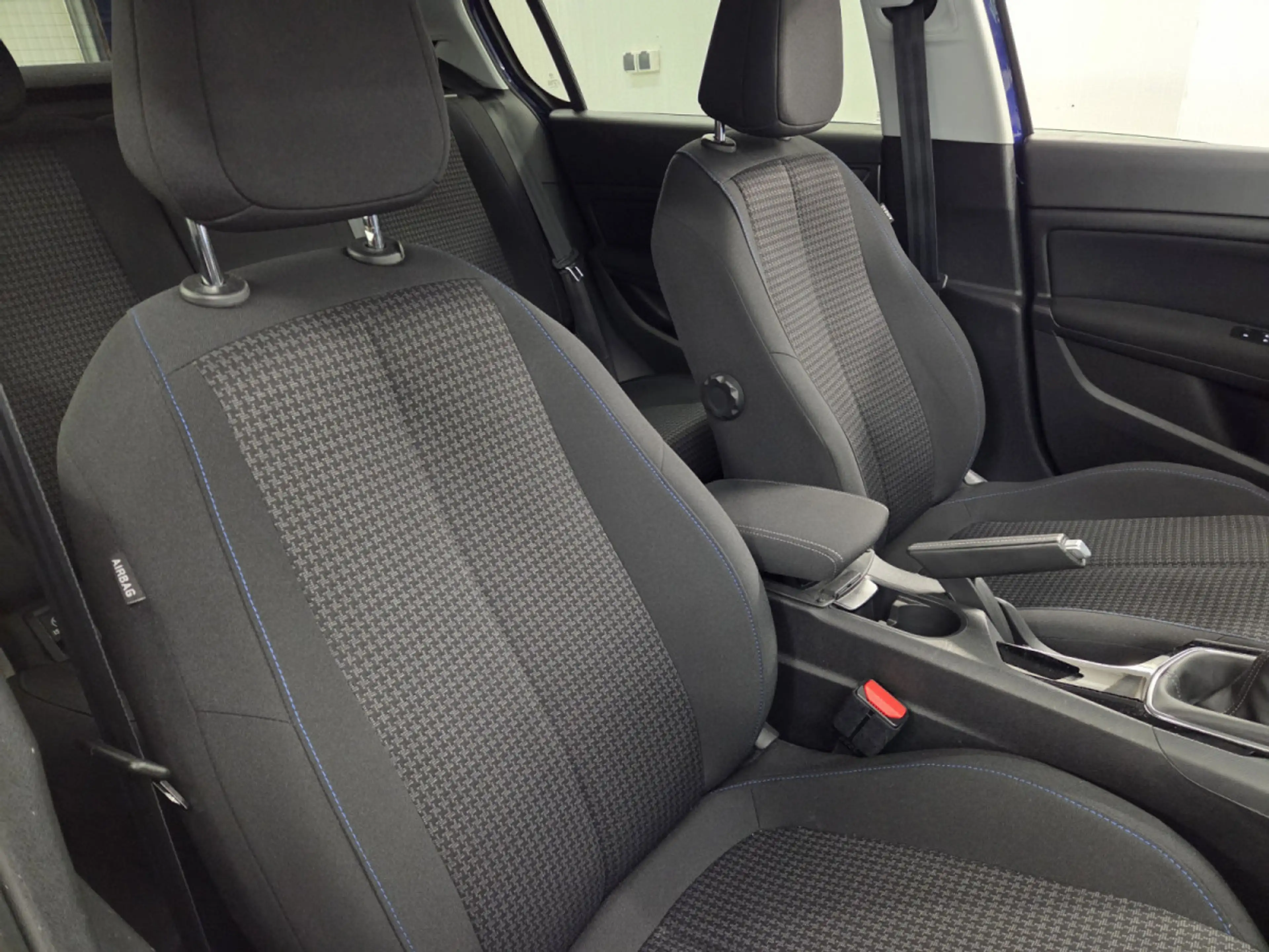 Peugeot 308 1.2  Style Edition 110 CV Garantie 12 Mois — photo 10
