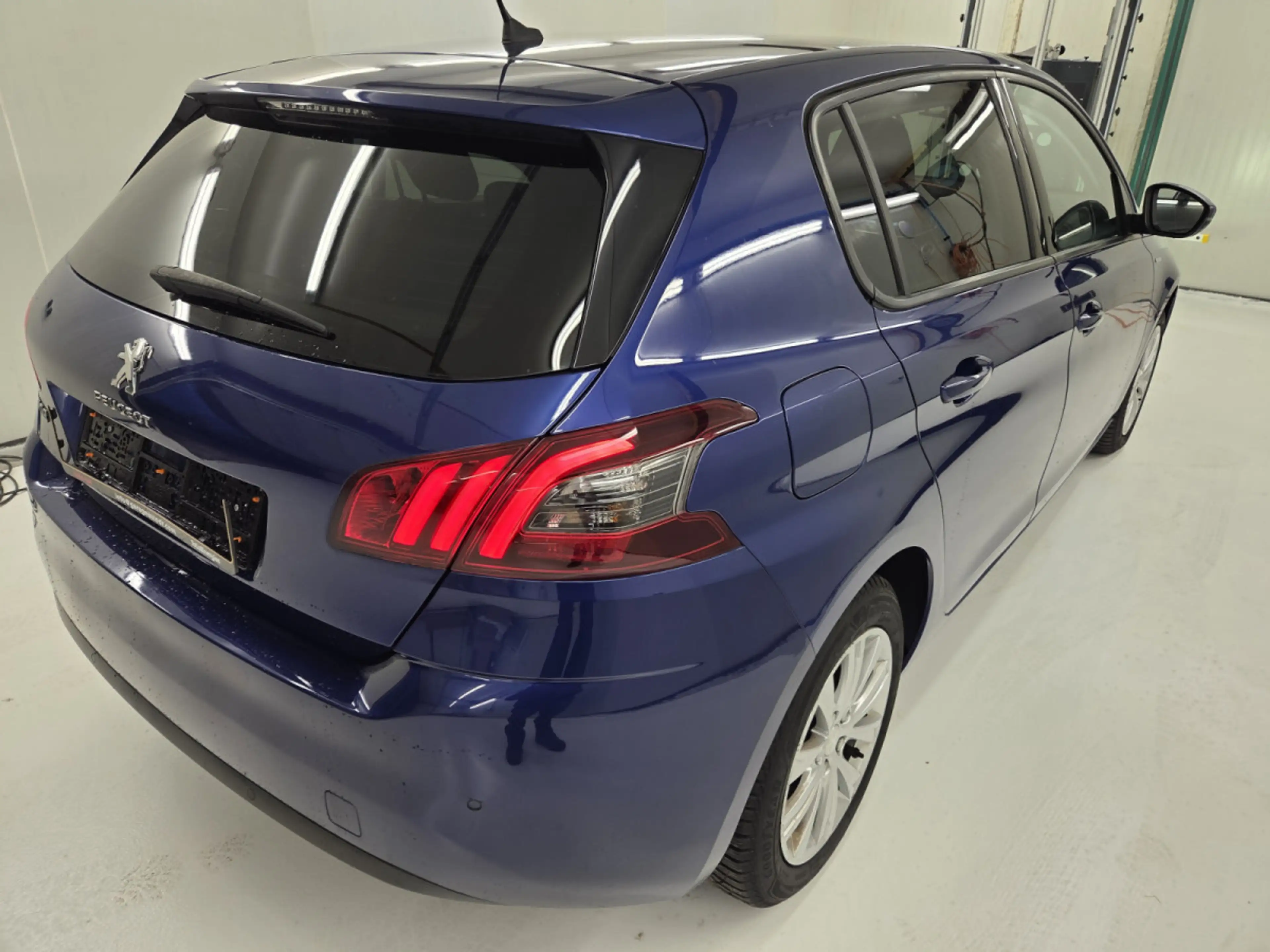Peugeot 308 1.2  Style Edition 110 CV Garantie 12 Mois — photo 6