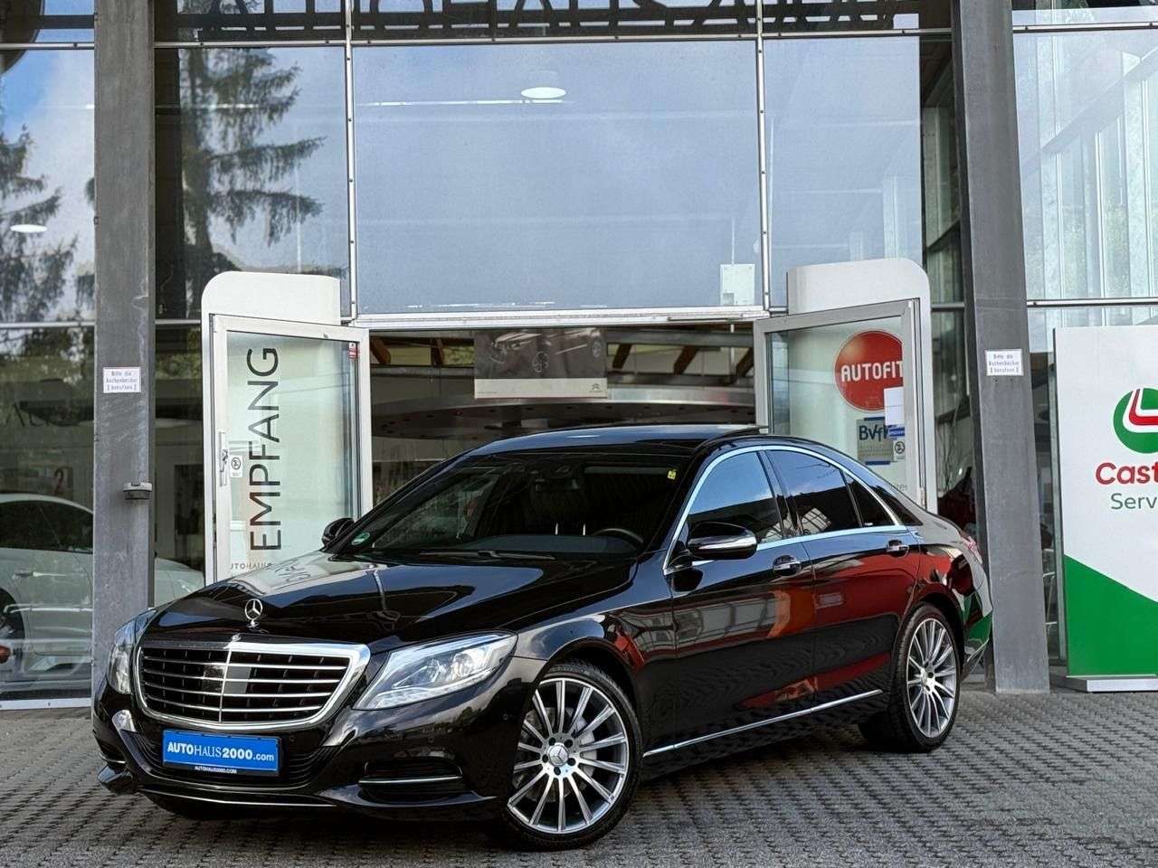 Second hand Mercedes Benz S-Class 