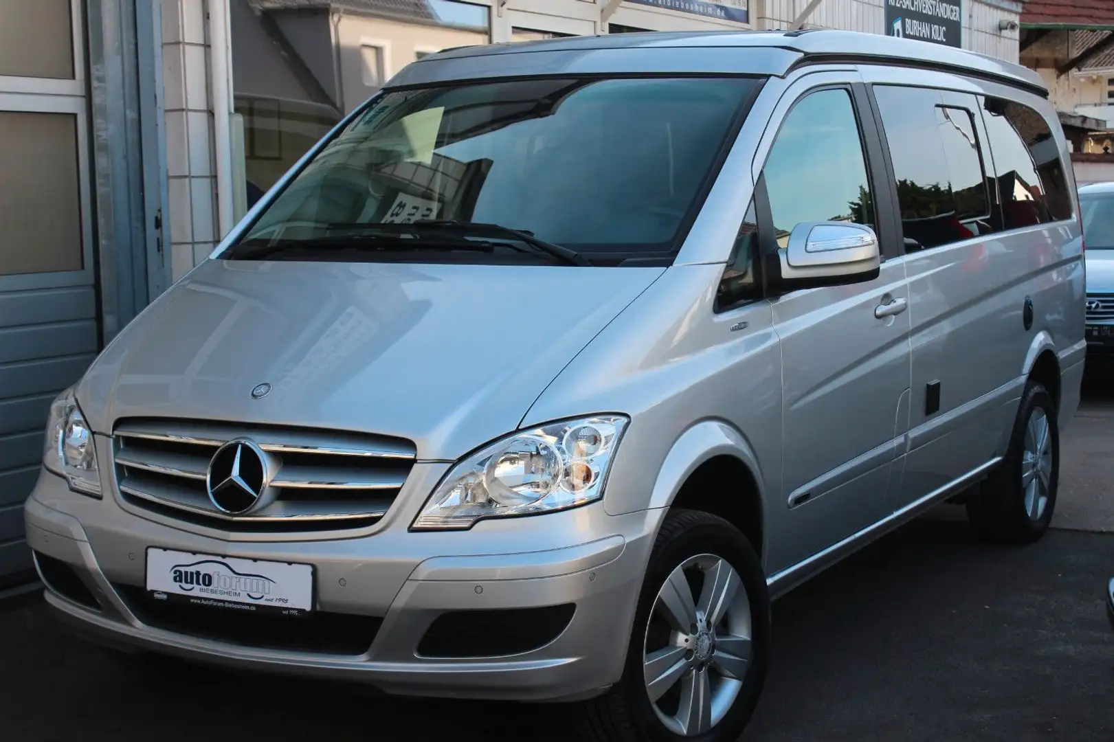 Mercedes-Benz Viano Marco Polo 2.2 CDI 4MATIC Wohnmobil Stdhzg Argent - 2