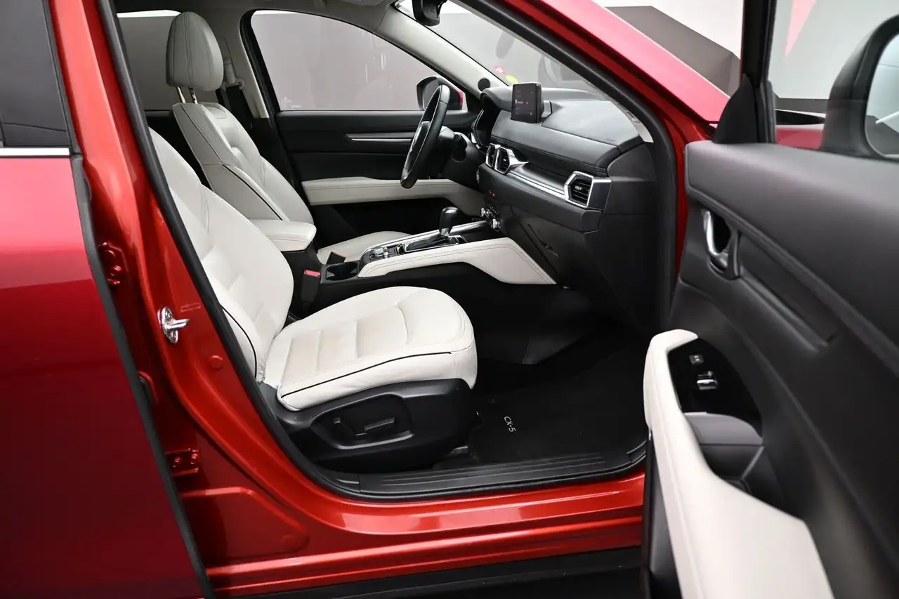 Mazda CX-5 снимка Mazda CX-5