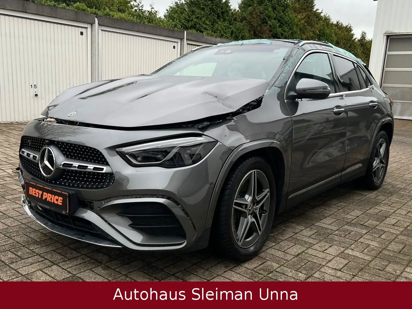 Mercedes-Benz GLA 250 GLA -Klasse GLA 250 4Matic/AMG-Line Grau - 1