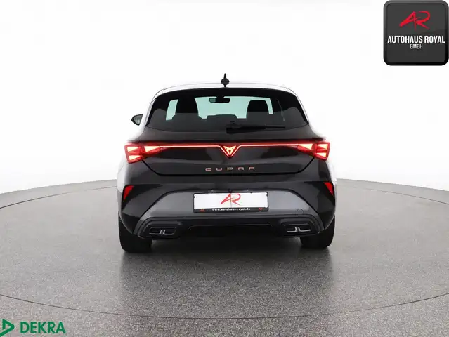 Cupra Leon view 4
