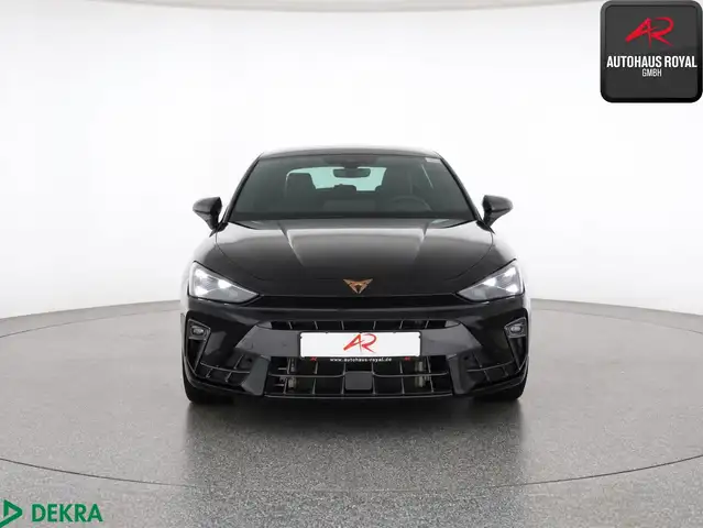 Cupra Leon view 8
