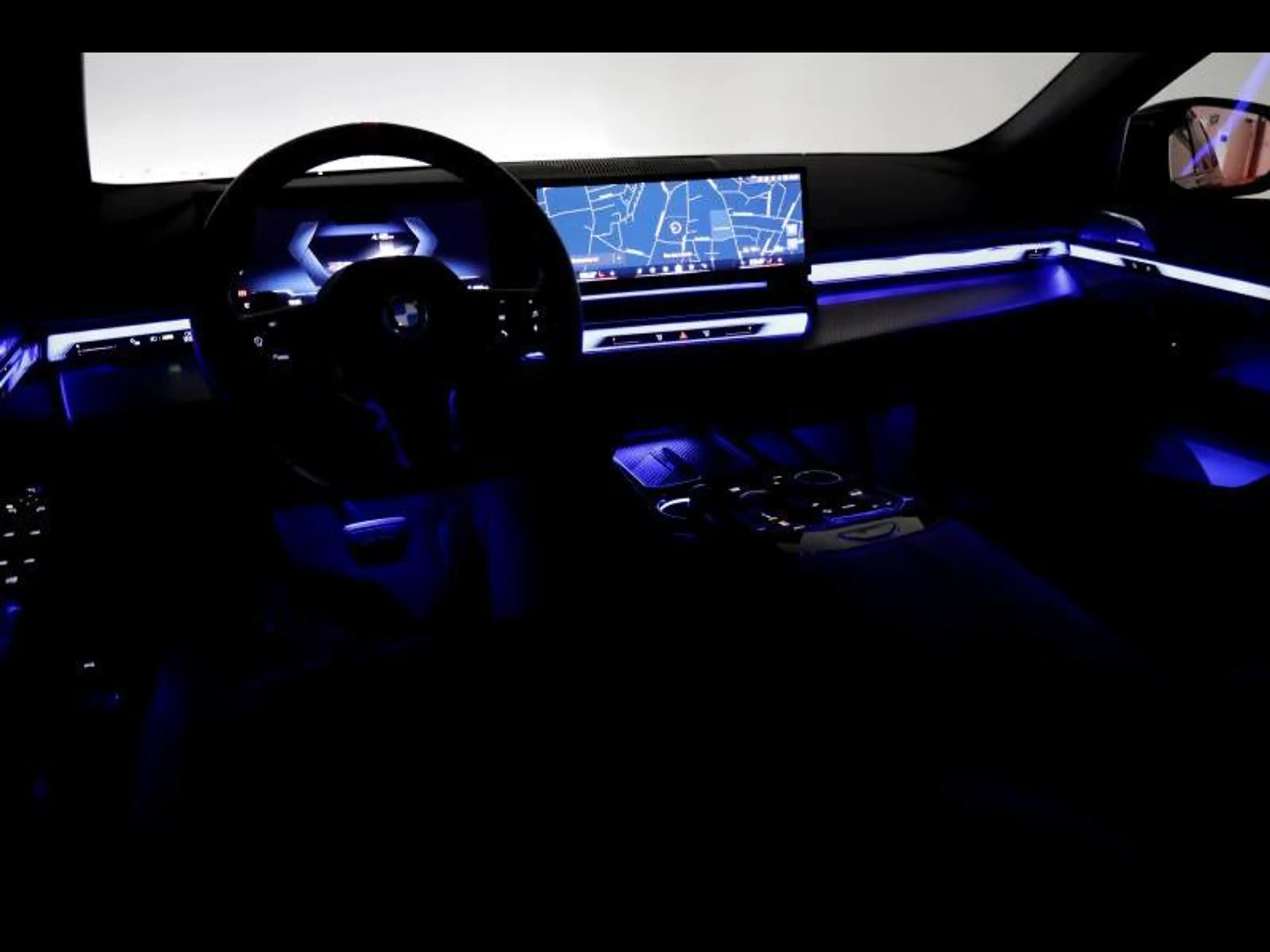 BMW i5 M60 xDrive Berline Kit M Sport — photo 12