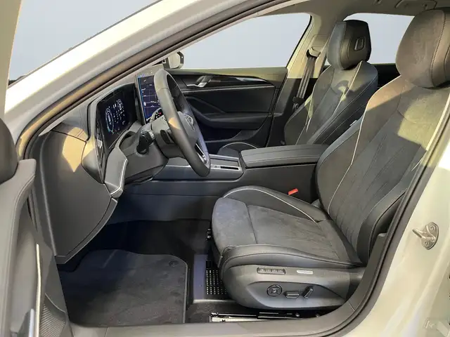Volkswagen Passat view 7