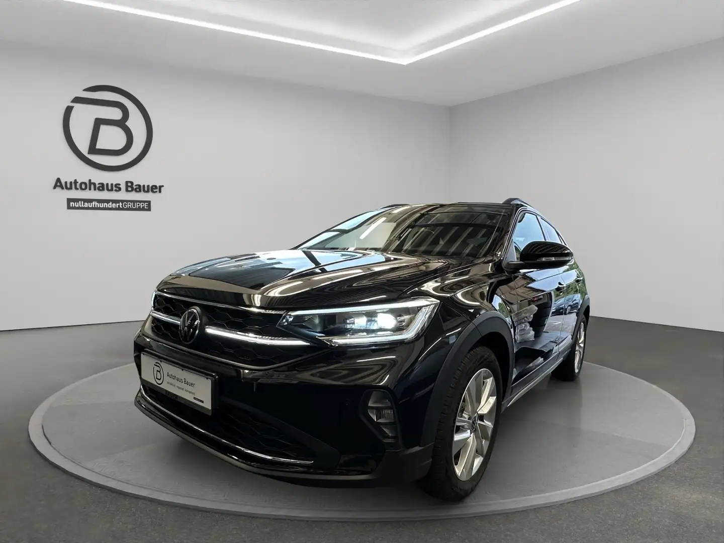 Volkswagen Taigo 1.0TSI DSG Life IQ.Light+Dive RearView Schwarz - 2