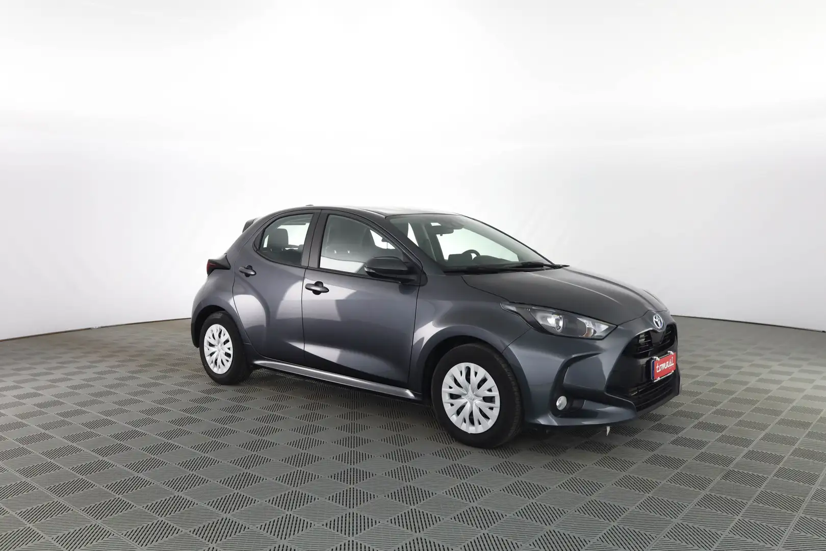 Toyota Yaris 1.5 Hybrid 5 porte Active  PREZZO REALE - NO VINCO Сірий - 2