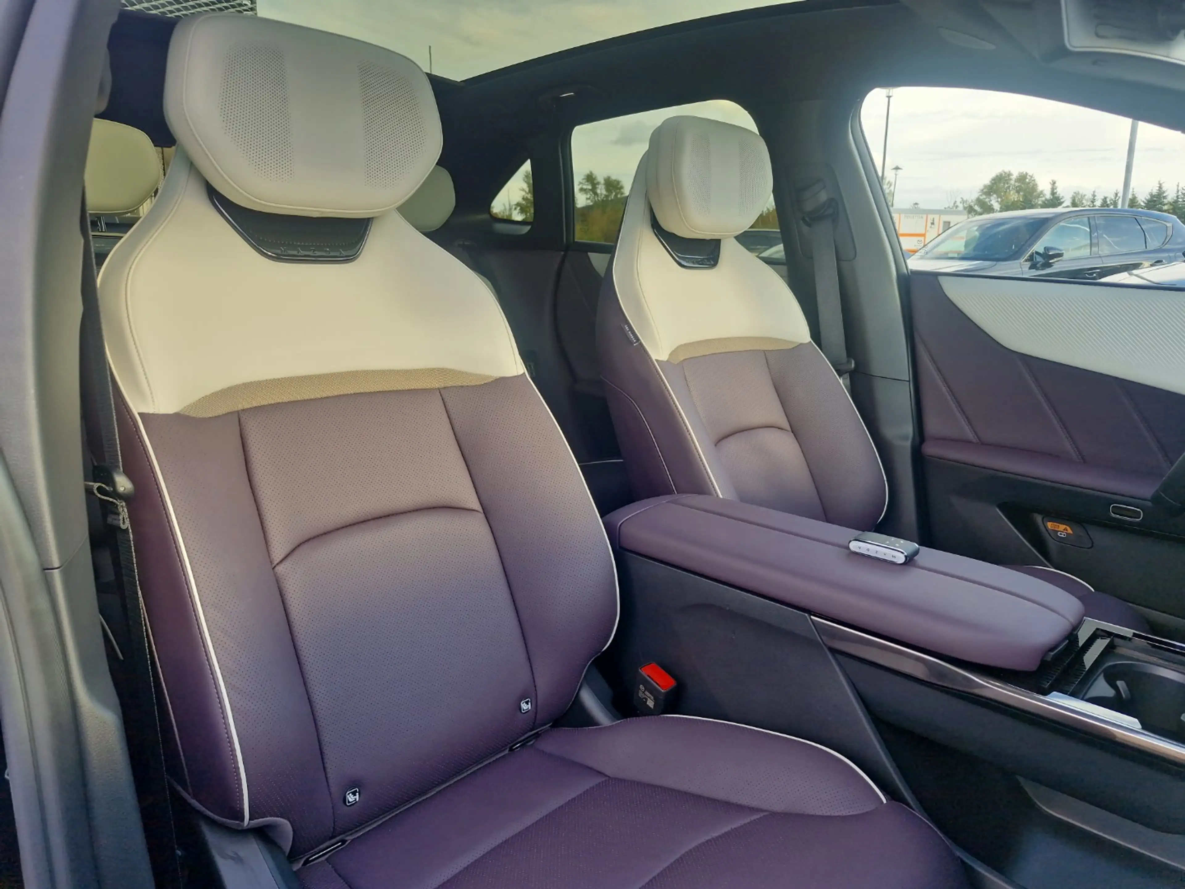 Mazda CX-6e EV 258ps TAKUMI PLUS — photo 9