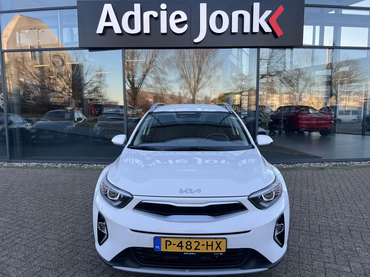 Kia Stonic 1.0 T-GDi MHEV DynamicLine NAVIGATIE PACK | CLIMAT Weiß - 2