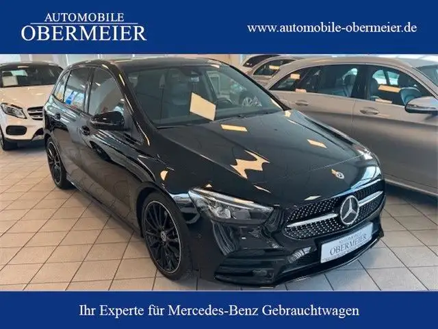 Mercedes-Benz B 250 AMG/Night 7G-DCT LED RFK AHKPano CarPlay