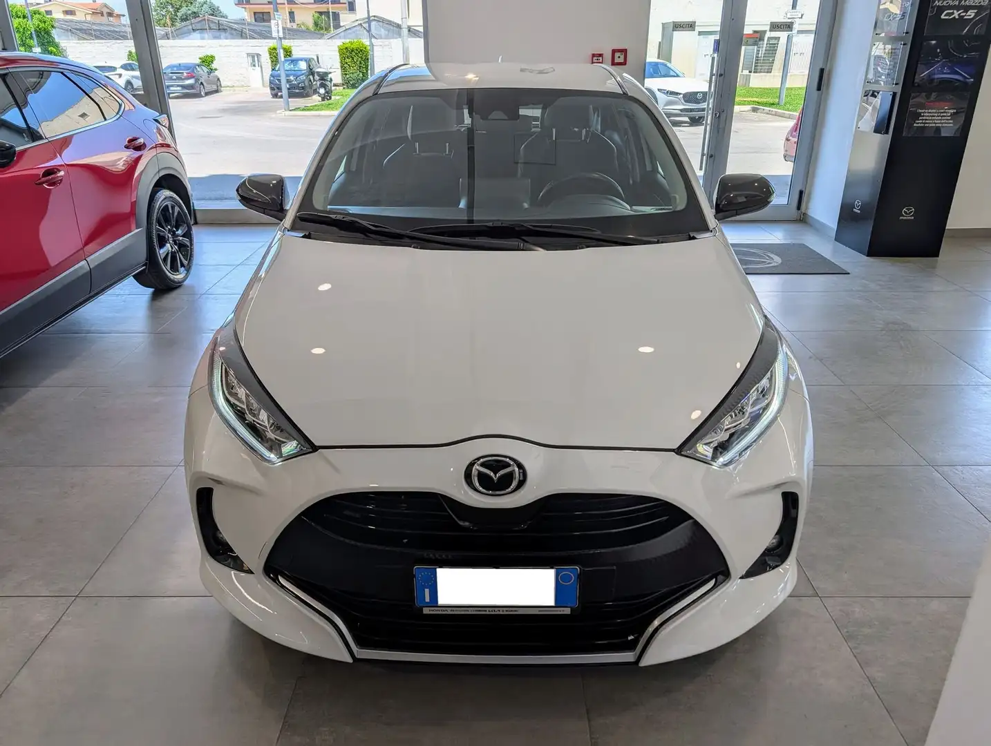 Toyota Yaris Yaris 1.5 Hybrid 5 porte Style Bianco - 2
