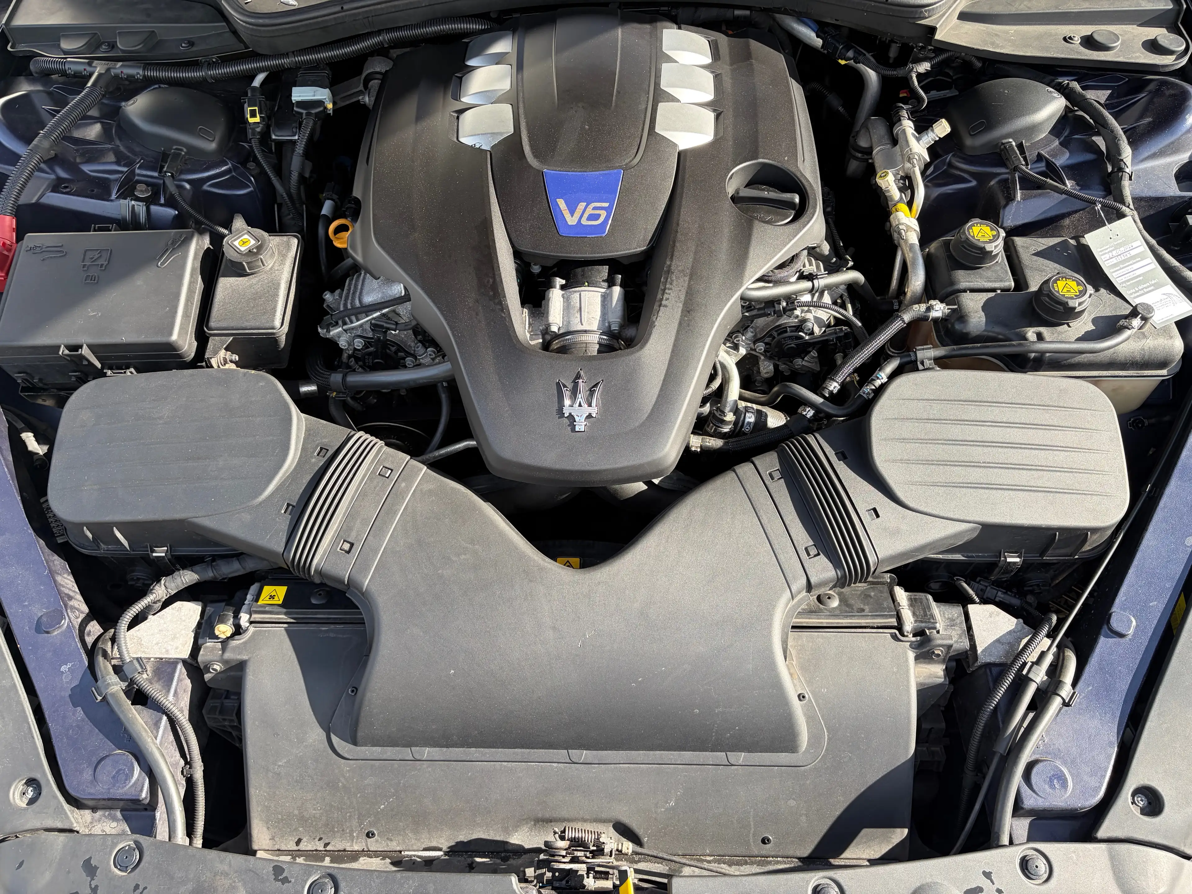 Maserati Quattroporte S Q4 — photo 13