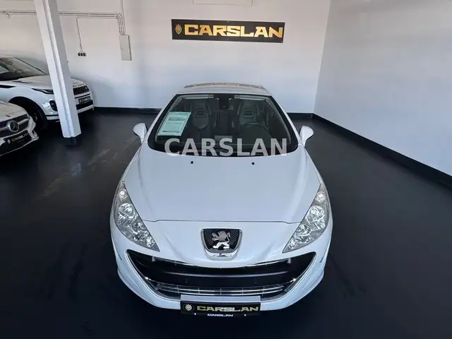 Peugeot 308 view 6
