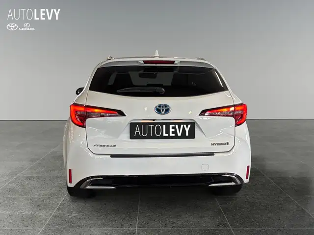 Toyota Corolla view 5