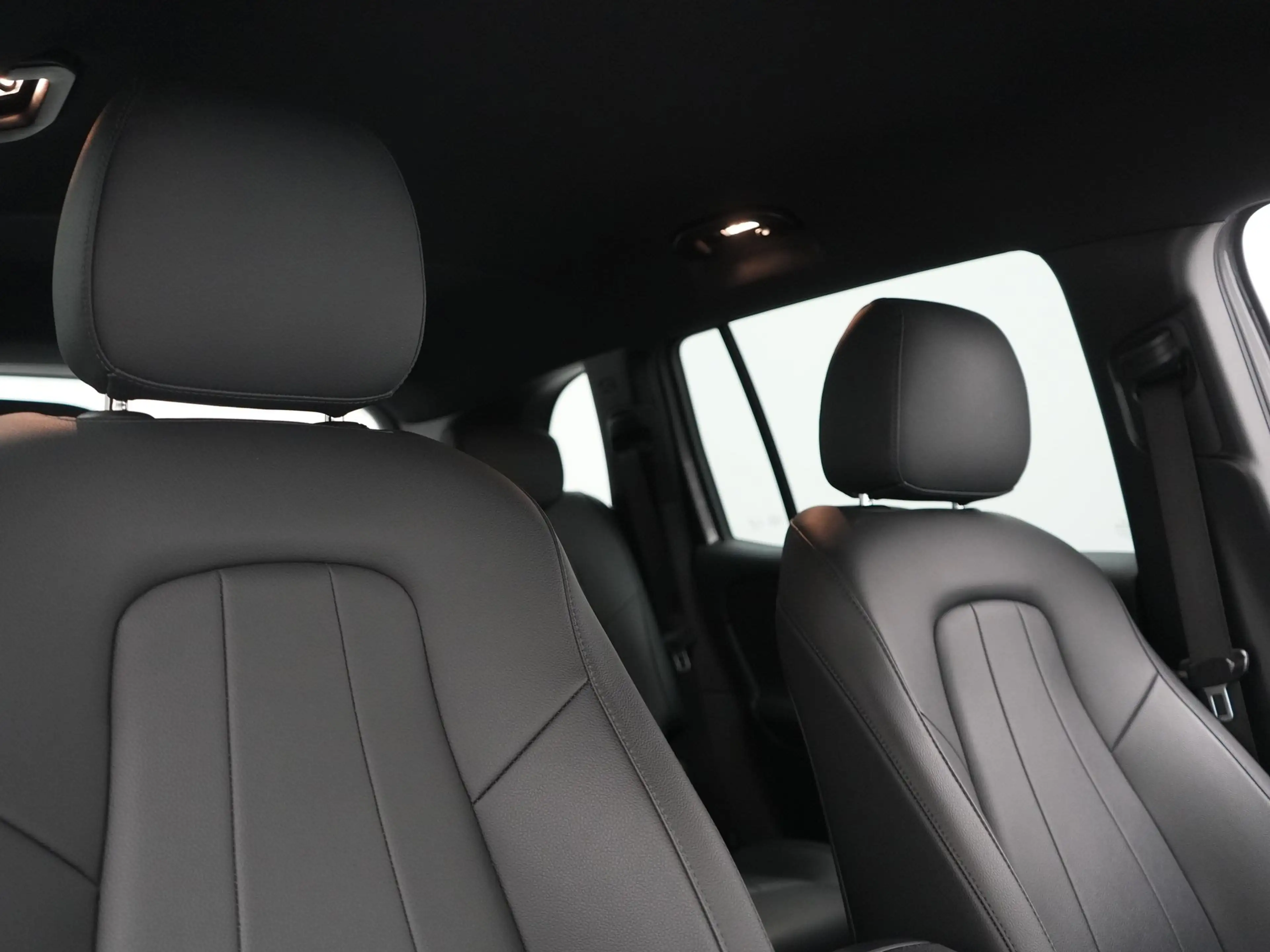 Mercedes-Benz EQB 250 250+ Luxury Line 74 kWh 191pk Dealer O.H | Adaptiv — photo 5