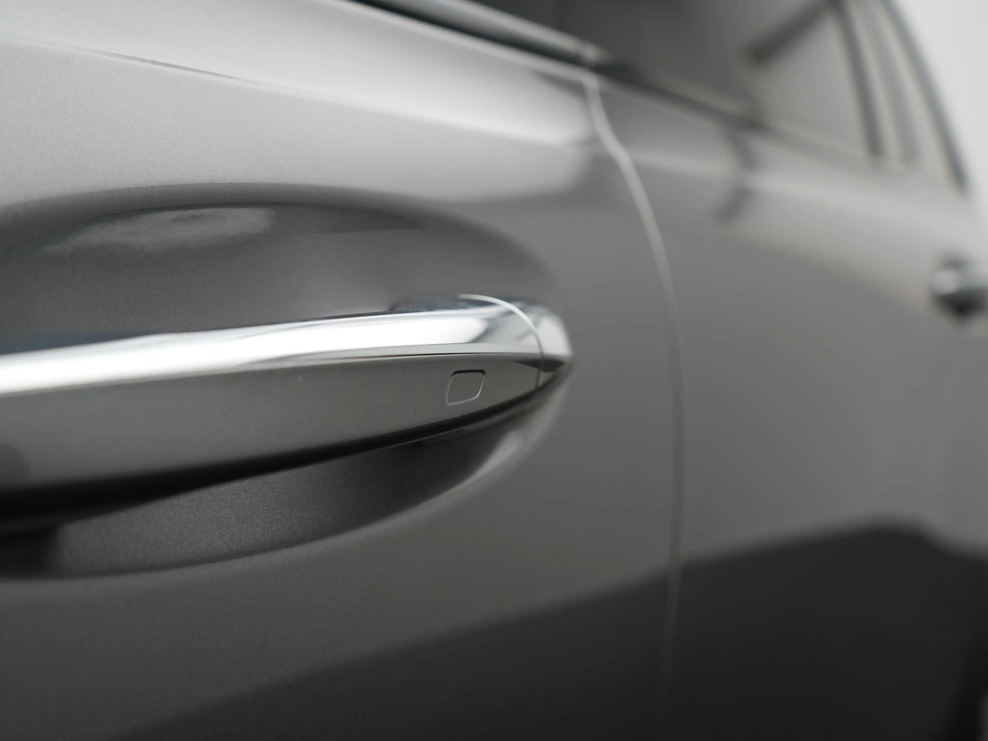 Mercedes-Benz EQB 250 250+ Luxury Line 74 kWh 191pk Dealer O.H | Adaptiv — photo 17