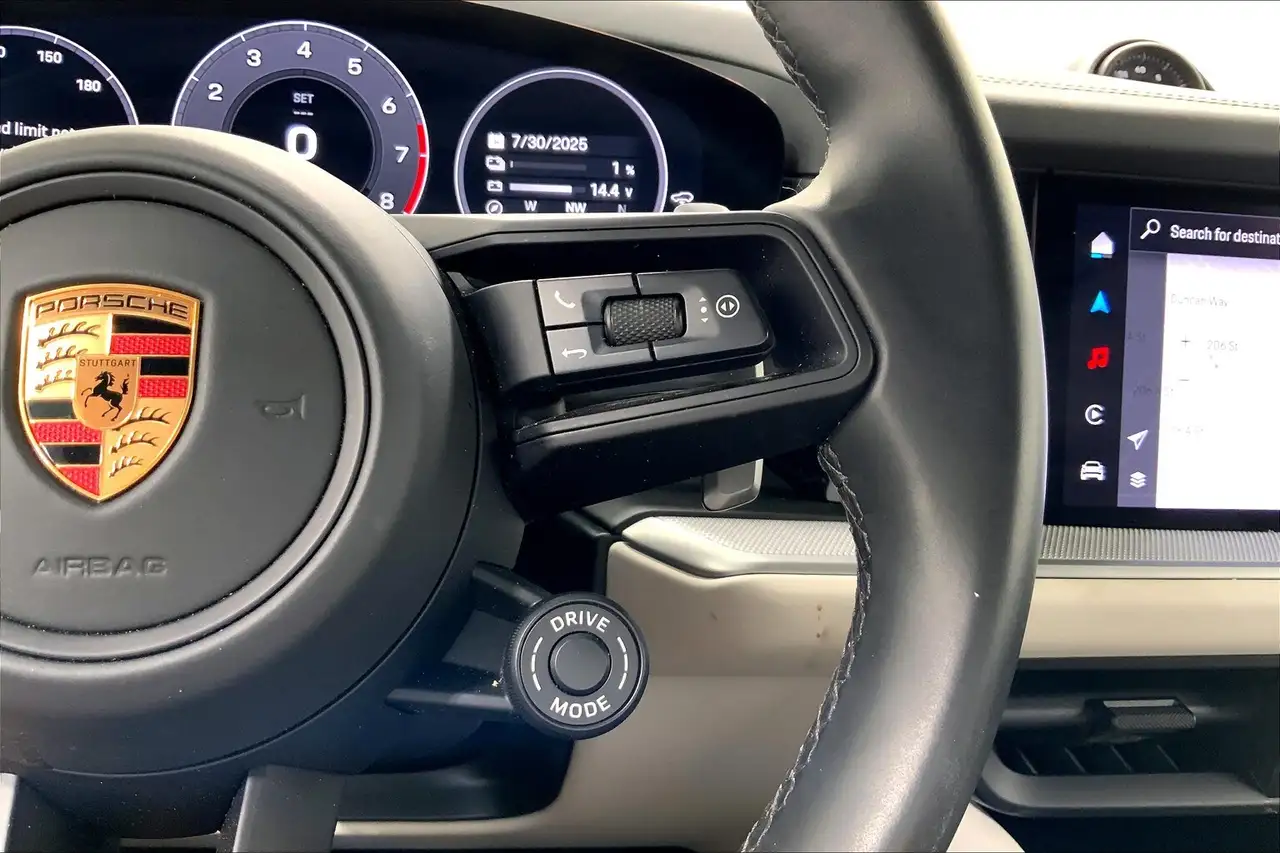 Porsche Cayenne снимка Porsche Cayenne