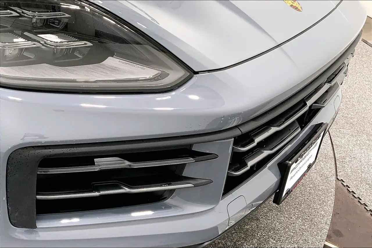 Porsche Cayenne снимка Porsche Cayenne