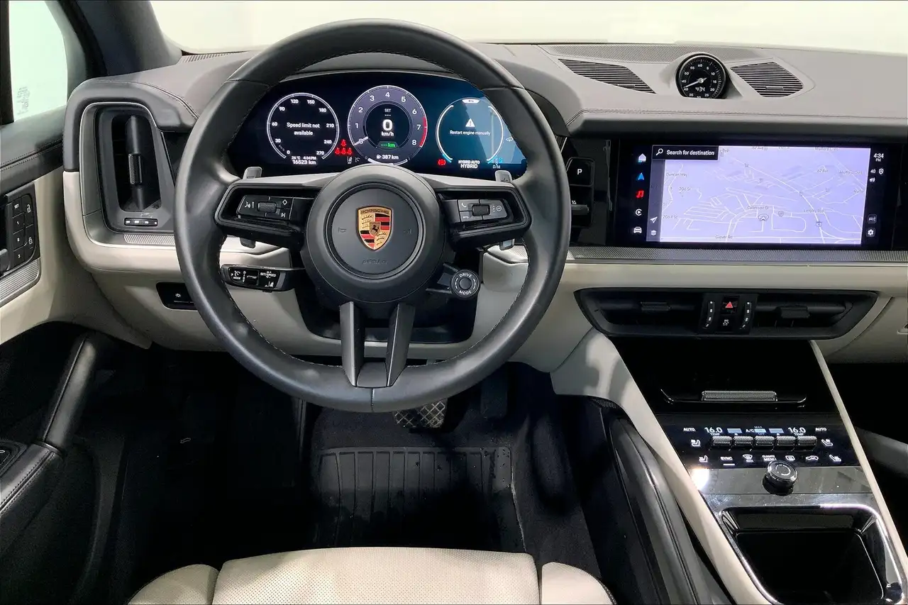 Porsche Cayenne снимка Porsche Cayenne
