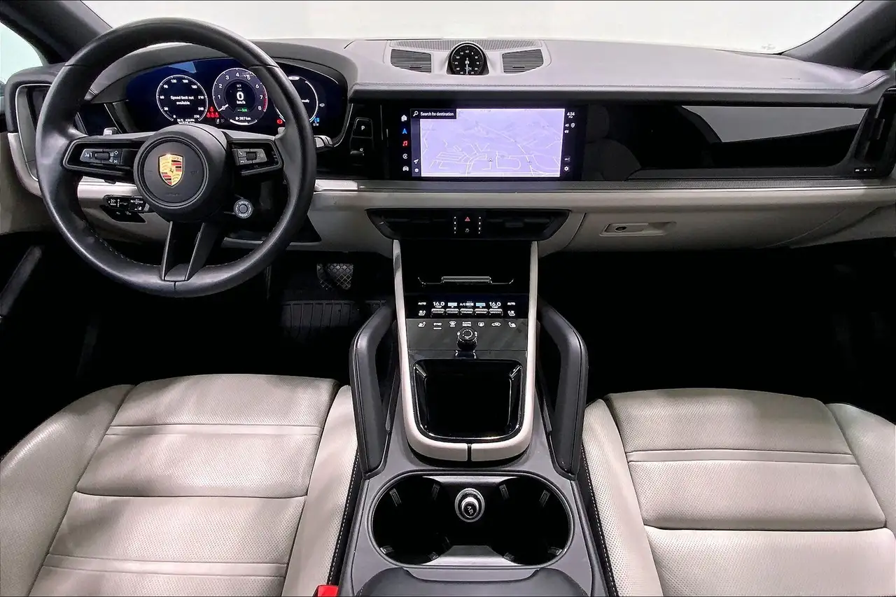 Porsche Cayenne снимка Porsche Cayenne