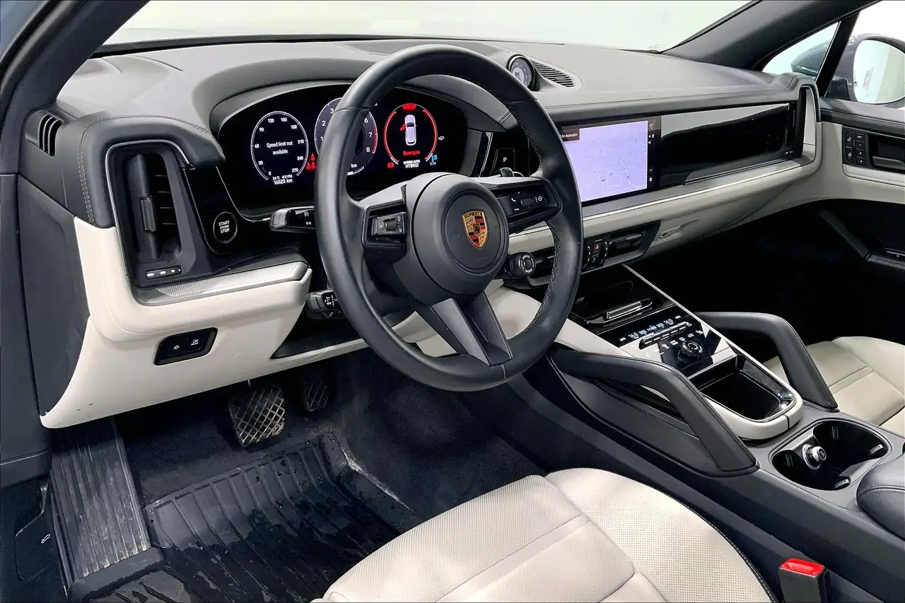 Porsche Cayenne снимка Porsche Cayenne