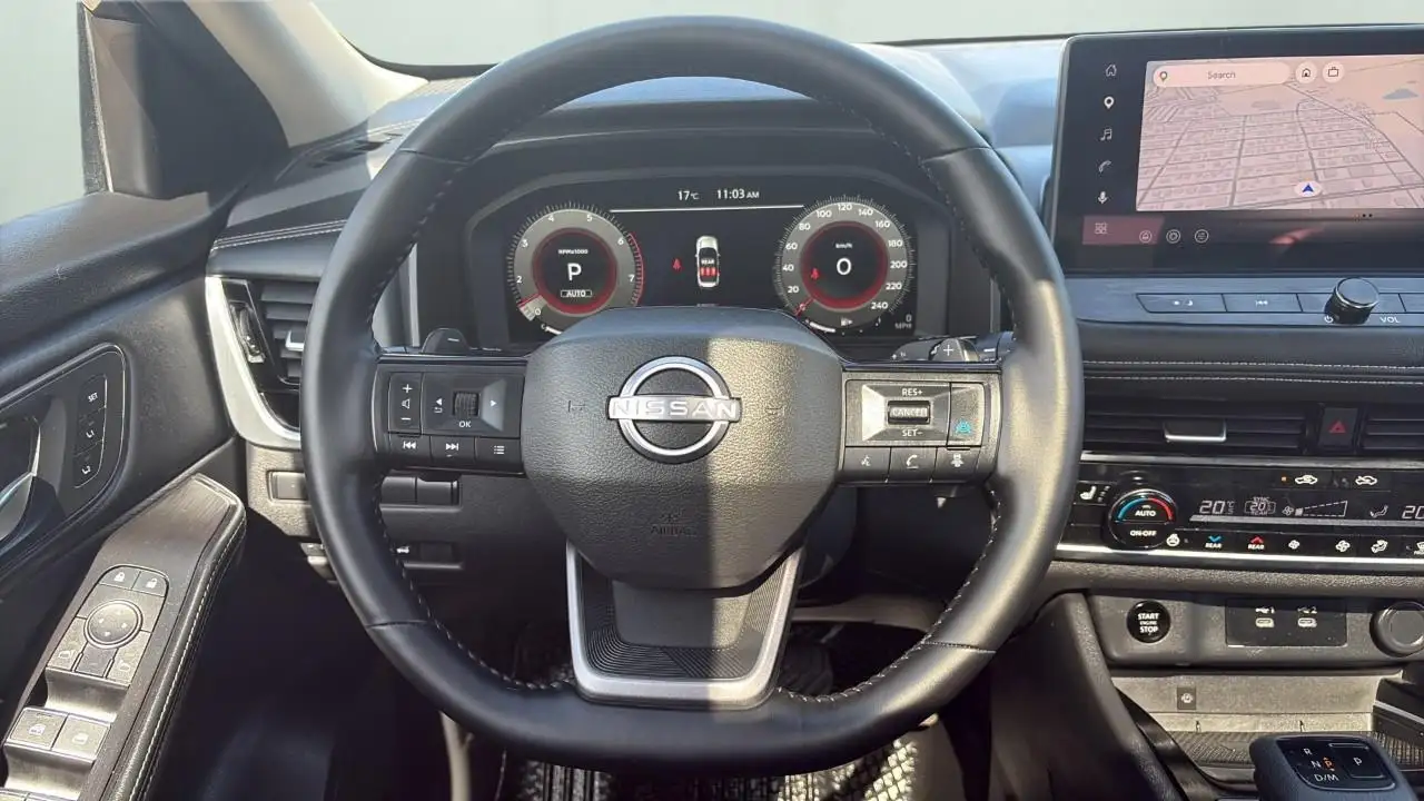 Nissan Rogue снимка Nissan Rogue